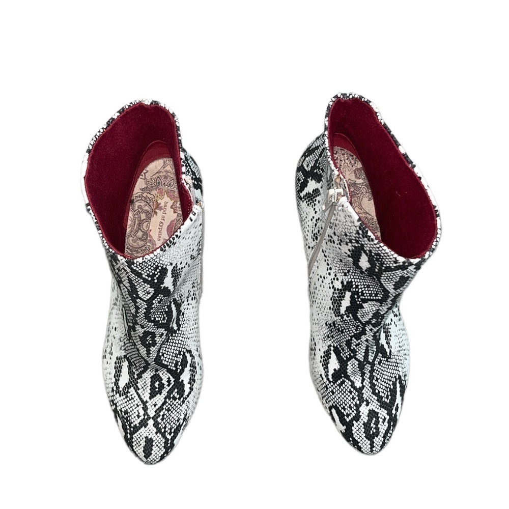 NWOT Band of Gypsies Andrea Snake Boot - Picture 2 of 5